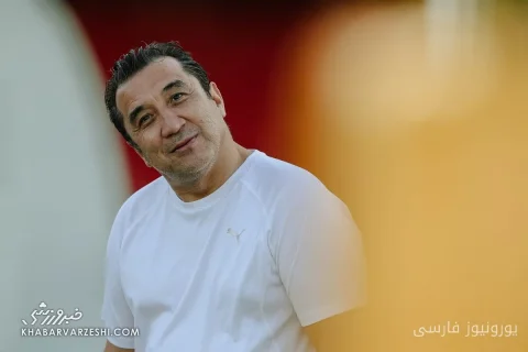 خداداد عزیزی با وجود محرومیت، تراکتور را در بازی آسیایی همراهی می‌کند