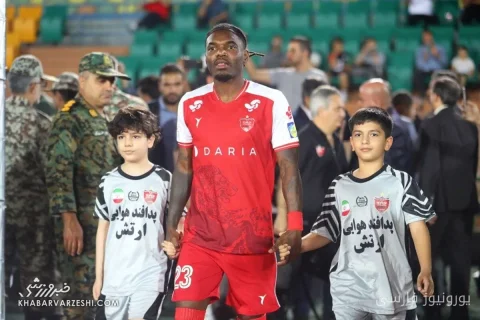 تیوی بیفوما درباره حضور در پرسپولیس و شرایط فصل جدید صحبت کرد