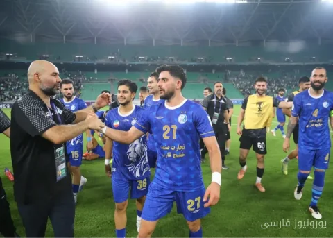 حسین گودرزی مقابل اکرم عفیف سپر دفاعی استقلال را حفظ کرد
