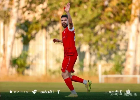 مهدی تارتار رویای درخشش یاسین سلمانی هافبک پرسپولیس را دنبال می‌کند