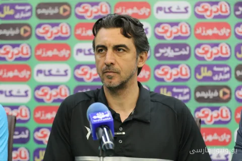 مهدی رحمتی پس از توقف گل گهر مقابل آرکاداغ: هنوز شانس صعود داریم