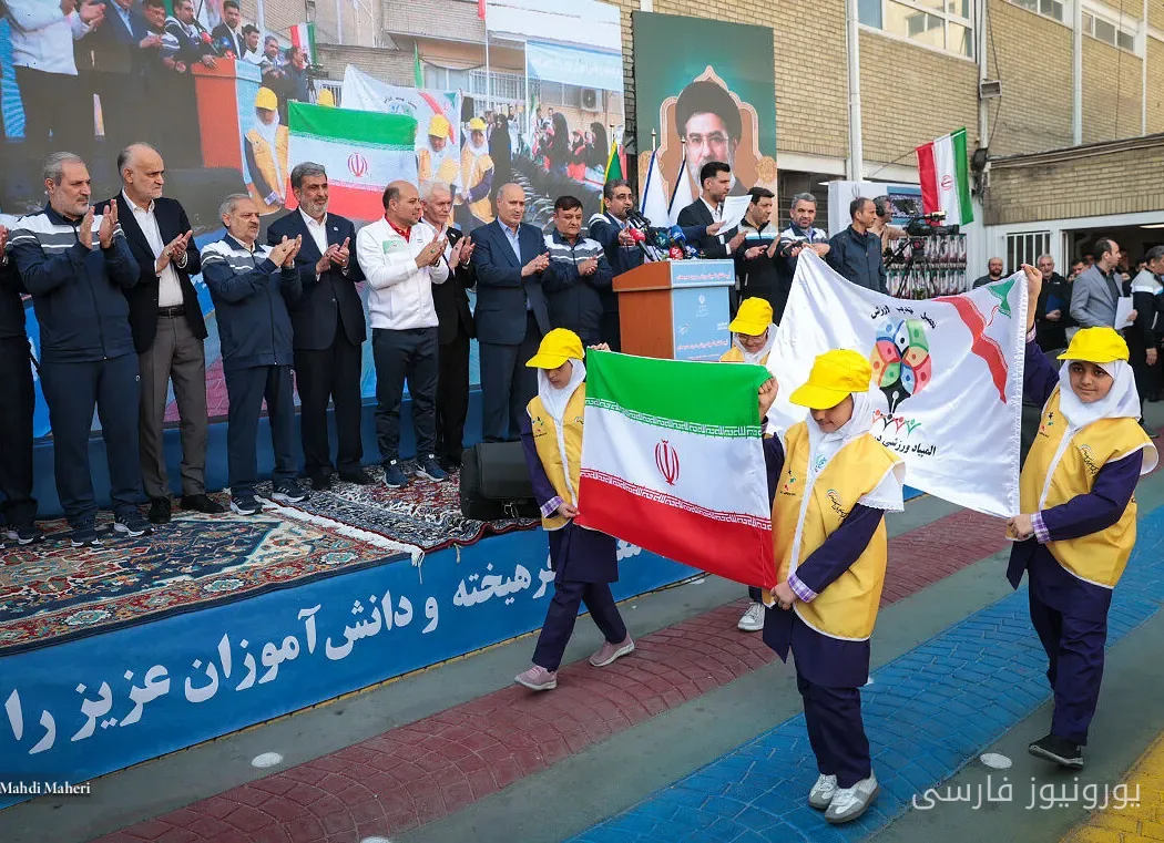 مهدی تاج تفاهم‌نامه توسعه فوتبال مدارس ایران را رونمایی کرد