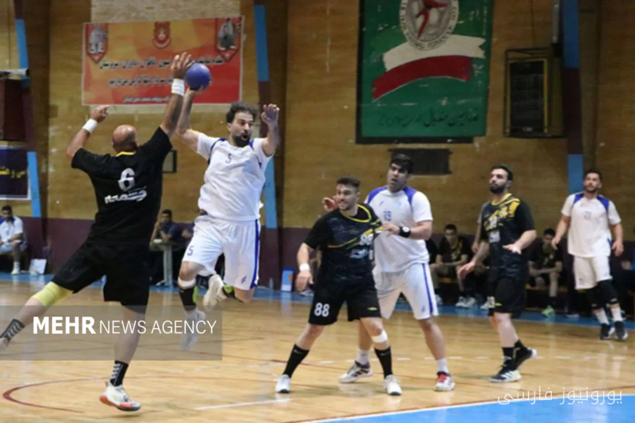 آغاز سی و نهمین دوره لیگ برتر هندبال مردان با دربی اصفهان و کرمان
