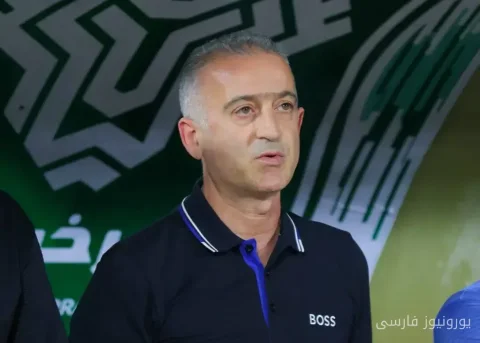 اعتراض فراز کمالوند به عدم بازگرداندن توپ توسط چادرملو در دیدار خیبر خرم‌آباد