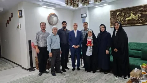 دیدار مهرداد علی قارداشی با خانواده شهید پوریا احمدی