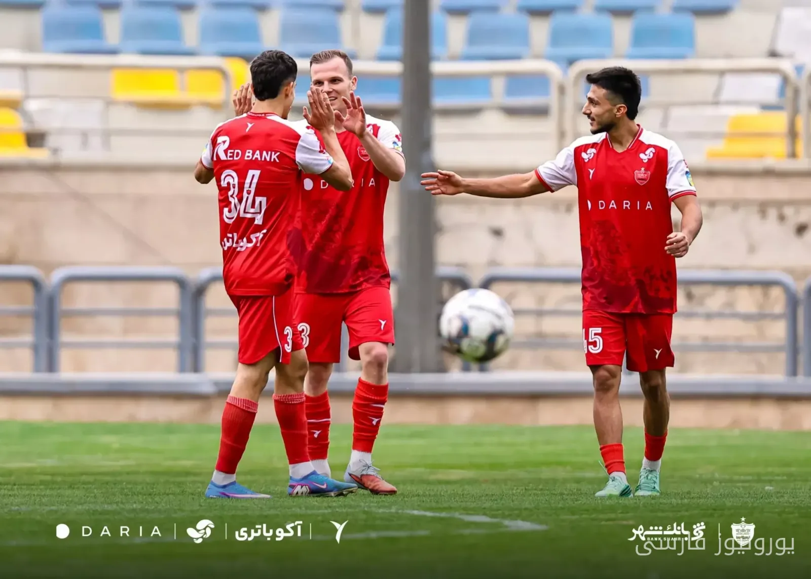 دنیل گرا آماده بازگشت به ترکیب پرسپولیس پس از مدت‌ها غیبت