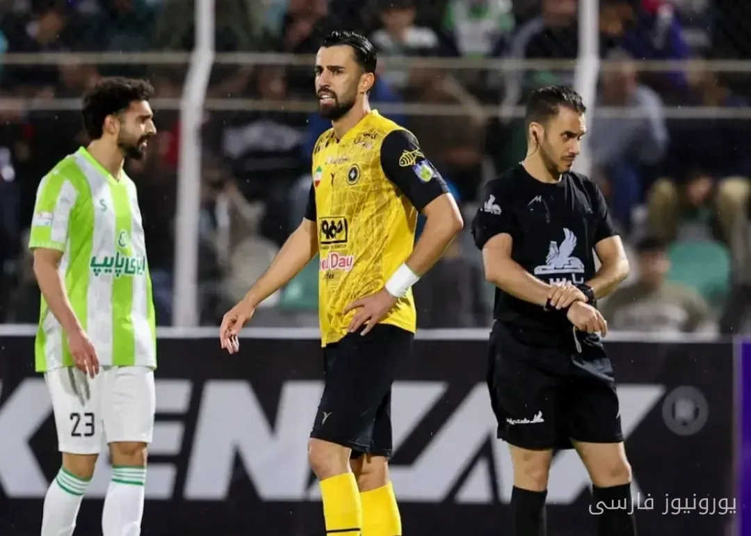 آرش رضاوند دو فرصت گلزنی حساس مقابل خیبر را از دست داد