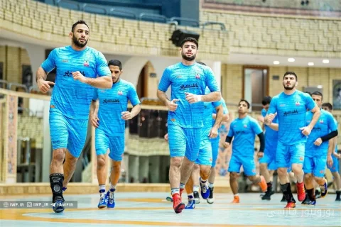 تیم ملی کشتی فرنگی برای مسابقات جهانی عازم آستانه شد