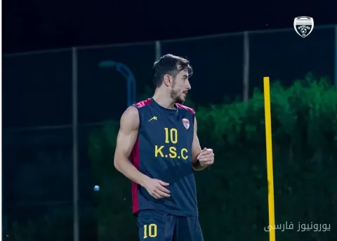 بازگشت فرشاد احمدزاده به تمرینات فولاد پس از دوره بیماری