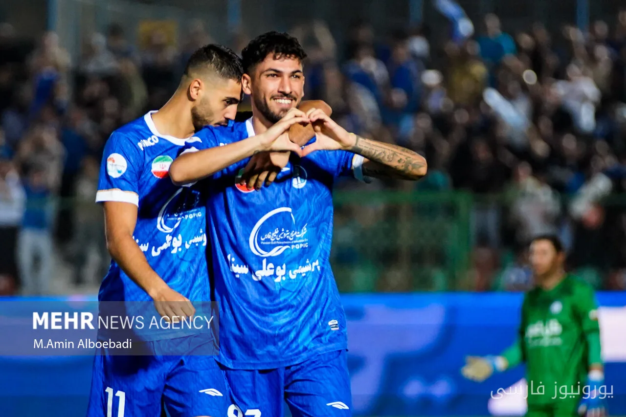 لیگ برتر فوتبال؛ دیدار استقلال و گلگهر برگزار شد