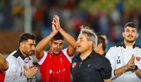 مهدی تارتار با بازی دادن به پویا اسمی جوان‌ترین بازیکن تاریخ پرسپولیس در لیگ برتر را ثبت کرد
